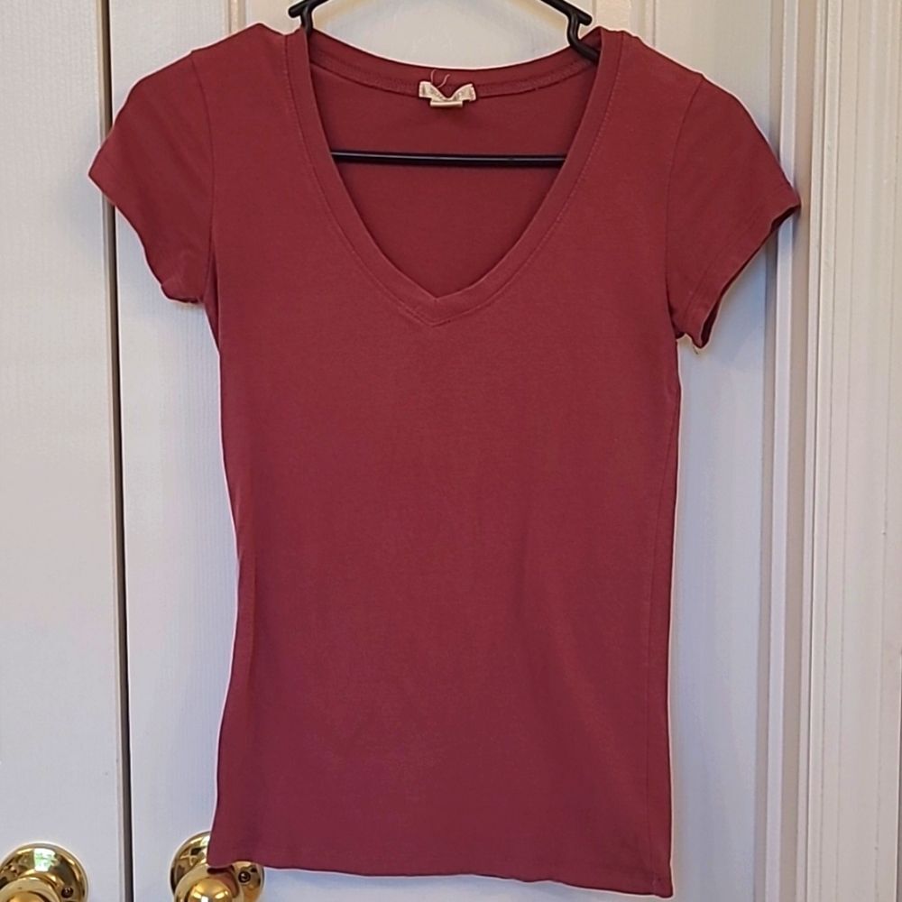 2 for $10! Bozzolo V-Neck Shirt Size Small